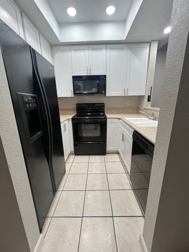 2218 River Run Dr, Unit 99 in San Diego, CA - Foto de edificio - Building Photo