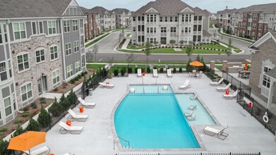 Harmony Apartment Homes in Westfield, IN - Foto de edificio - Building Photo