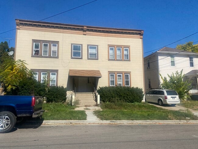 714 McKinley St, Unit 4