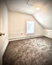 4 Schoolhouse Ln in Tuxedo Park, NY - Foto de edificio - Building Photo