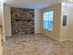 105 Leather Fern Way in Frederick, MD - Building Photo - Building Photo
