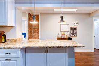 174 Park St in New Haven, CT - Foto de edificio - Building Photo