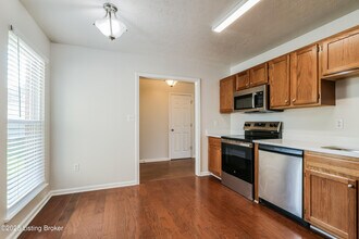 2045 Osprey Cove Ave in Shelbyville, KY - Building Photo - Building Photo