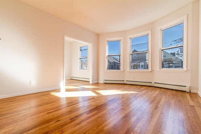property at 86 Highwood Terrace