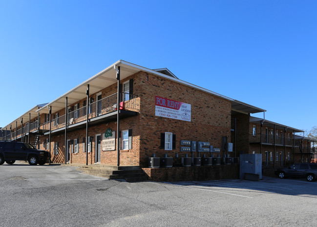 Elm Court Apartments in Auburn, AL - Building Photo - Building Photo