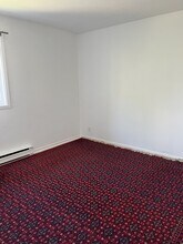 430 Rue de l'Accueil in St-Eustache, QC - Building Photo - Building Photo