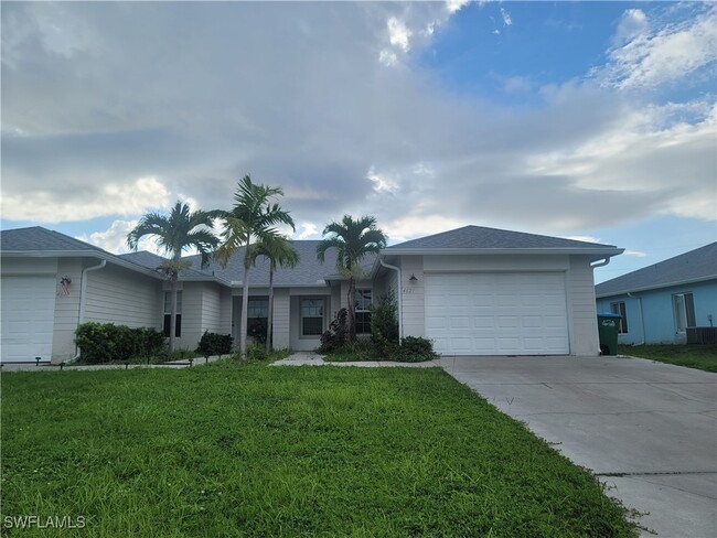 4621 SE 4th Pl in Cape Coral, FL - Building Photo - Building Photo