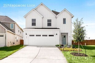 257 Frogmore Lp in Uhland, TX - Building Photo