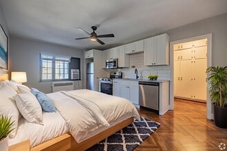 Hyde Park Terrace in Cincinnati, OH - Building Photo - Building Photo