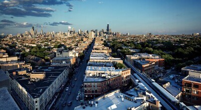 1920 N Milwaukee Ave in Chicago, IL - Building Photo - Building Photo