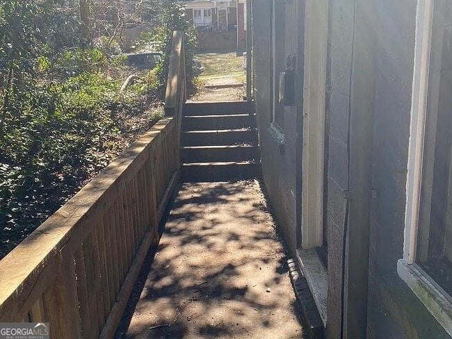 1280 Stillwood Dr NE in Atlanta, GA - Building Photo - Building Photo