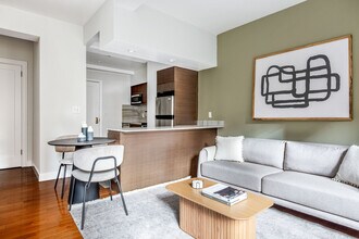 400 E 57th St in New York, NY - Foto de edificio - Building Photo