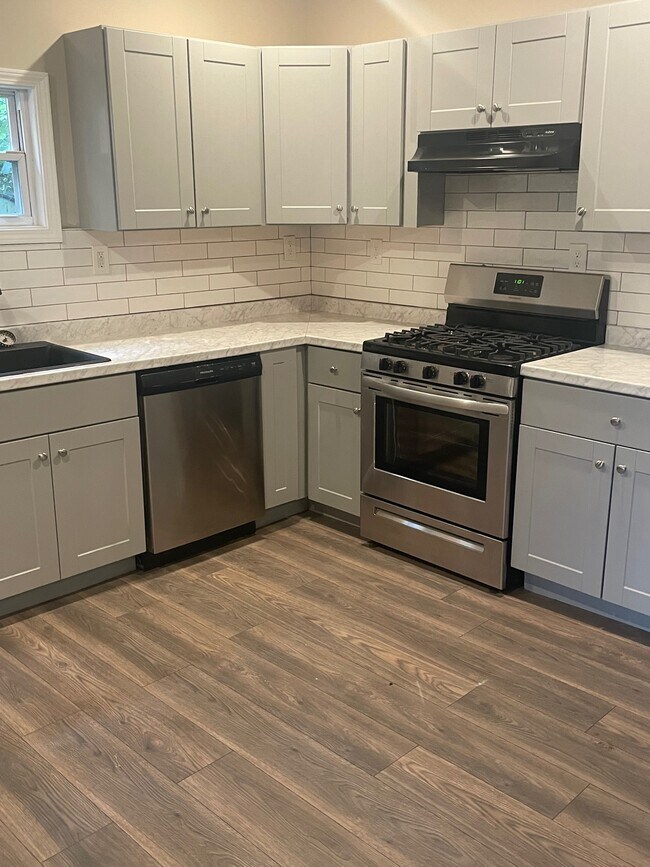 8380 Vidette St in Pittsburgh, PA - Building Photo - Building Photo