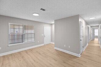 Willow Trace Apartments in Jackson, AL - Building Photo - Building Photo