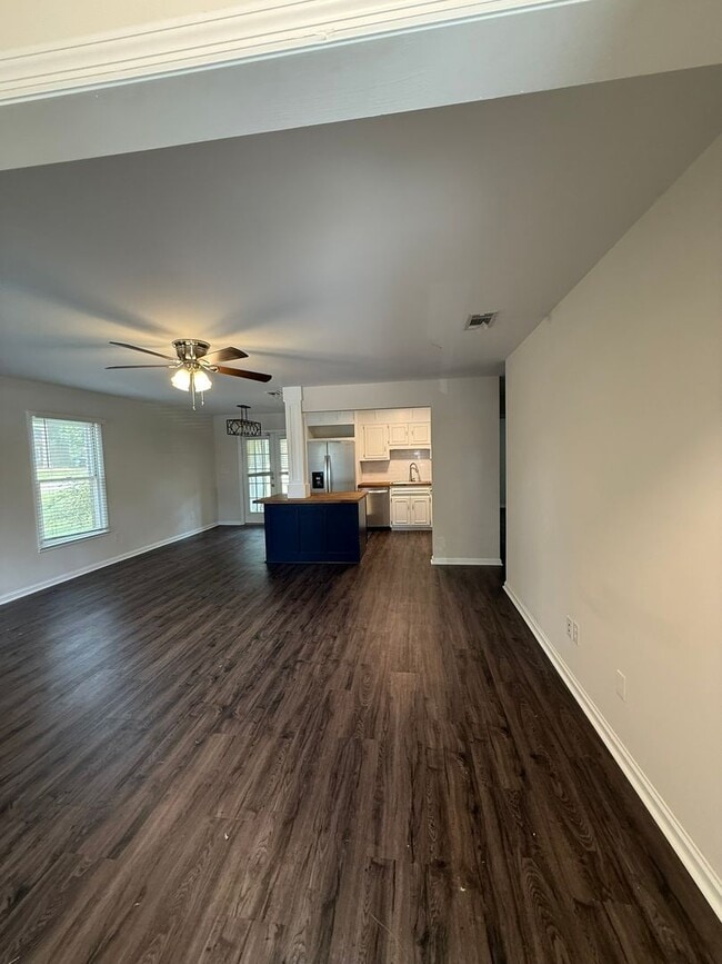 11 Somerset in Statesboro, GA - Foto de edificio - Building Photo