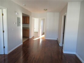 379 E School St in Woonsocket, RI - Building Photo