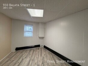 910 Balata St in Easton, PA - Building Photo - Building Photo