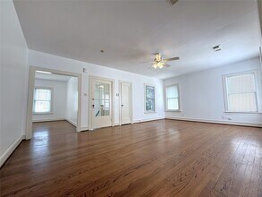 2311 Wroxton Rd in Houston, TX - Building Photo - Building Photo