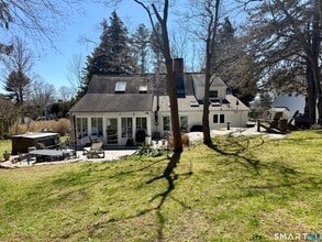 509 Boston Post Rd in Madison, CT - Building Photo - Building Photo