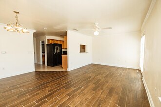 748 Majestic Dr in Crestview, FL - Building Photo - Building Photo