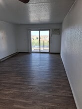 Condamera Apartments in Alexandria, MN - Foto de edificio - Building Photo