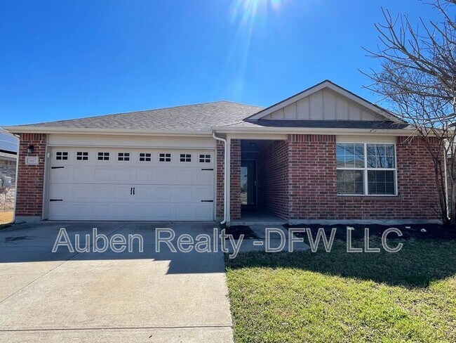 property at 5817 Mountain Bluff Dr