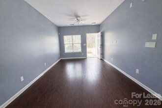 15409 Tully House Ct in Charlotte, NC - Building Photo - Building Photo