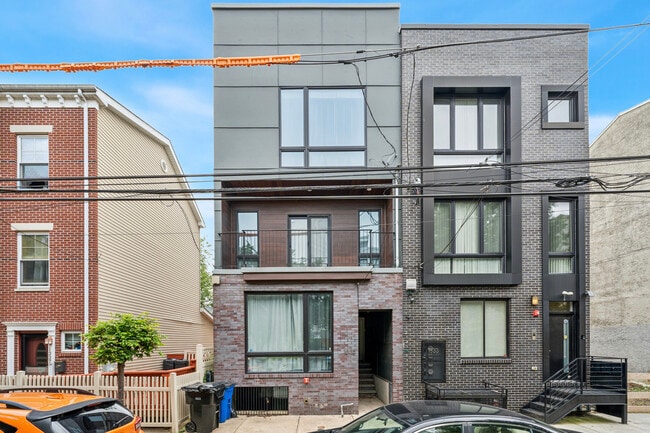 1335 N 7th St, Unit B