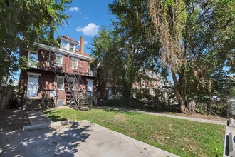 1506 Summit St in Columbus, OH - Foto de edificio - Building Photo