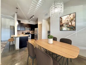 306 McGowen St in Houston, TX - Building Photo - Building Photo