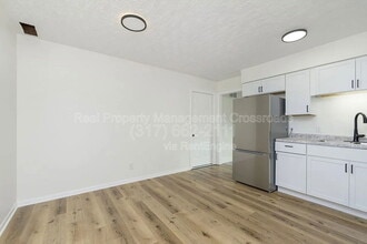 7737 Southfield Dr in Southport, IN - Building Photo - Building Photo