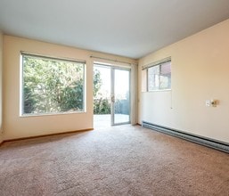 5-Unit Apartment in Seattle, WA - Foto de edificio - Interior Photo