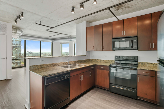 889 S Clark St in Chicago, IL - Building Photo - Building Photo