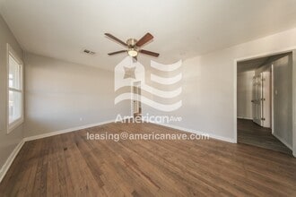 4732 SE 24th St in Del City, OK - Foto de edificio - Building Photo