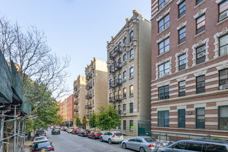 148-158 W 142nd St in New York, NY - Building Photo - Primary Photo