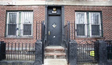 298 Ellery St in Brooklyn, NY - Building Photo - Building Photo