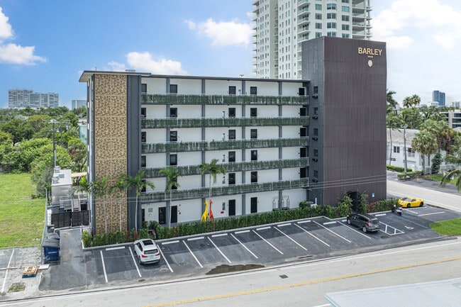 Bahia Beach in Fort Lauderdale, FL - Building Photo - Primary Photo