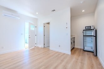 10691 McKeen St in Garden Grove, CA - Building Photo - Building Photo