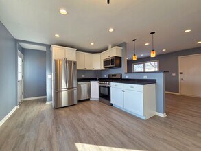 817 Tomahawk Trail in Round Lake Heights, IL - Building Photo - Building Photo