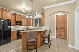 810 S Dixie Dr in Saint George, UT - Building Photo - Building Photo