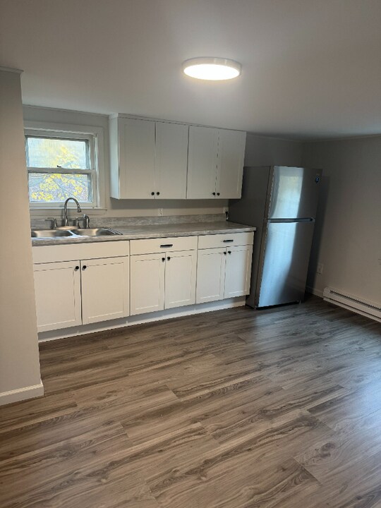 19-21-21 Penrose Ave in Mechanicville, NY - Foto de edificio