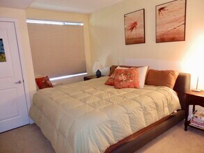 475 K St NW, Unit 405 in Washington, DC - Building Photo - Building Photo