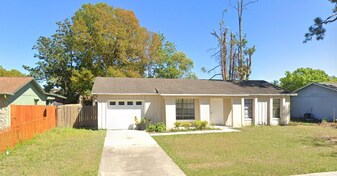 1357 Dexter Dr E in Port Orange, FL - Building Photo