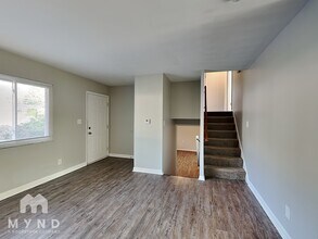 3474 Farley Dr in Hilliard, OH - Building Photo - Building Photo