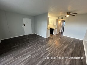 10742 E Exposition Ave in Aurora, CO - Building Photo - Building Photo