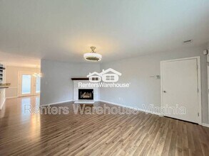 1760 Pathfinder Dr in Virginia Beach, VA - Building Photo - Building Photo