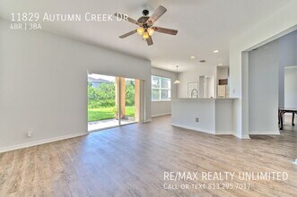11829 Autumn Creek Dr in Riverview, FL - Building Photo - Building Photo