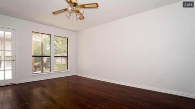 2809 Stoneridge Dr in Garland, TX - Building Photo - Building Photo
