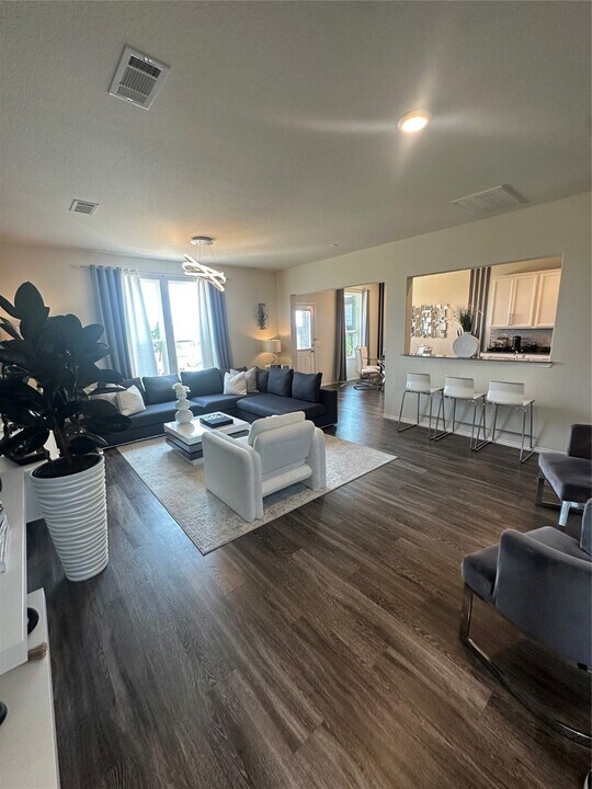 5730 Pampus Prairie Rd in Park Row, TX - Building Photo