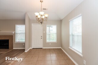 2726 Lakecrest Way Dr in Katy, TX - Building Photo - Building Photo